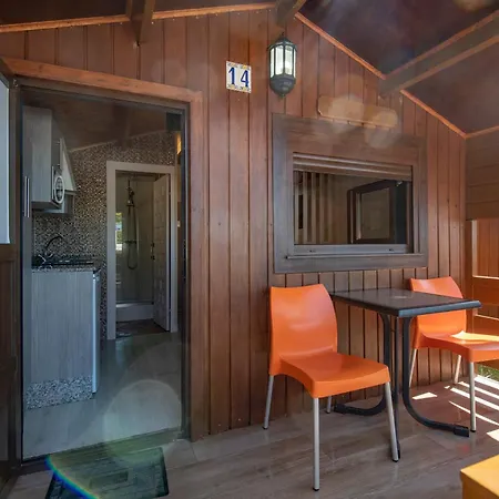 Camping Ria De Arosa 1 Pobra Do Caraminal Exterior photo