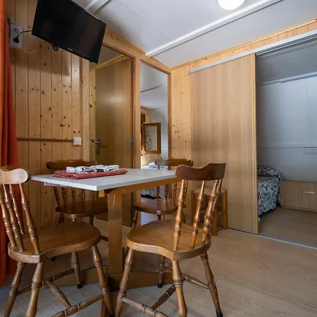 Camping Ria De Arosa 1 Pobra Do Caraminal Exterior photo