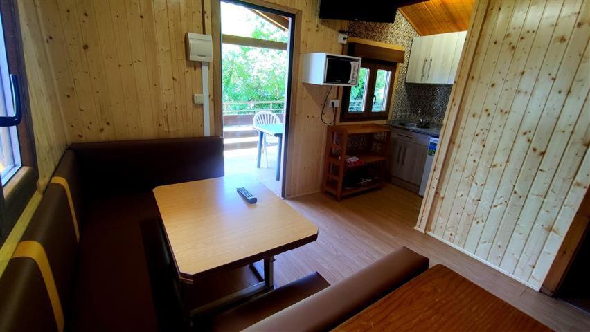 Ria De Arosa 1 Campsite